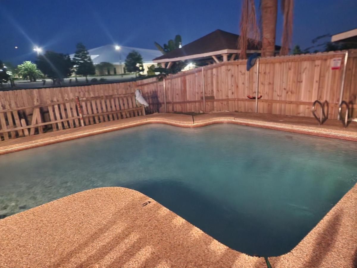 Orleans House With Pool & Parking, Peaceful Block * New Orleans